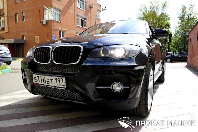BMW X6 - чистокровный немец на каждый день. Прокат БМВ Х6 в Москве без залога