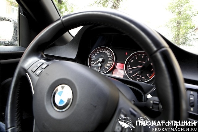  руль BMW 335Ci