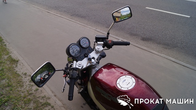 прокат мотоцикла Honda Bross 400 в Москве